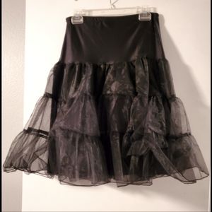 EUC Black Tulle Petticoat Retro Vintage Dress Skirt Undergarment M